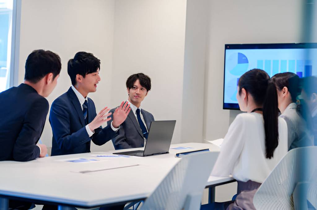 Why Every Startup Should Consider a Business Consulting Firm? 1 Why Every Startup Should Consider a Business Consulting Firm