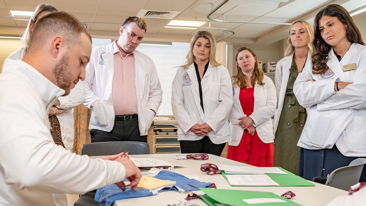Top Benefits of Joining a PMHNP Residency Program After Graduation