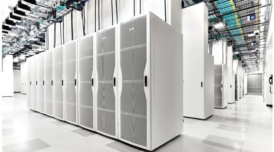 25GBASE-LR in Modern Data Centers: Where Long-Reach 25GbE Fits Today
